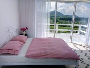 Фото номера Дом с 1 спальней Дома для отпуска Cosy House г. Berehomet 11